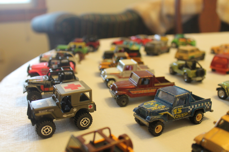 Illustration for article titled Enormous Die-cast Collection - Box 2 - Jeep Land
